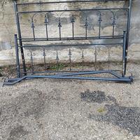 Struttura letto matrimoniale 