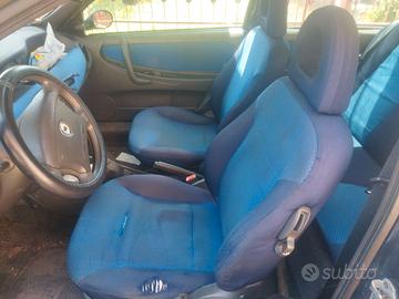 Lancia elefantino blu