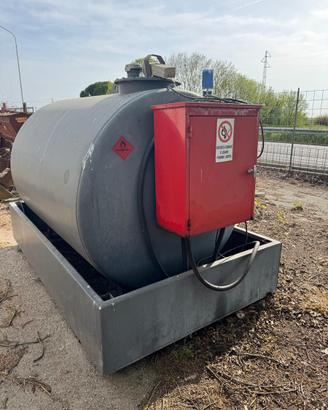 Serbatoio cisterna gasolio