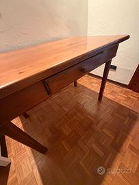 Scrivania legno con cassetto
