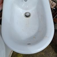 Bidet, WC e vasca da bagno