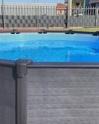 Piscina fiori terra rivestita 5x5