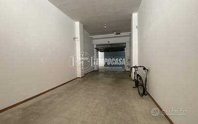 Box a Capurso Via Valenzano 1 locali