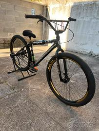 wheelie bike C2 low Collective Bikes
