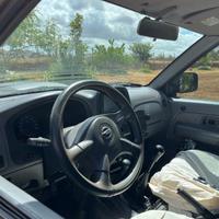Nissan pick-up np300 autocarro
