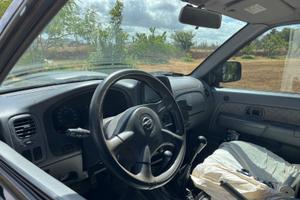 Nissan pick-up np300 autocarro