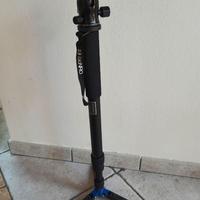 Monopiede Benro A48TD + 2 supporti tipo treppiede