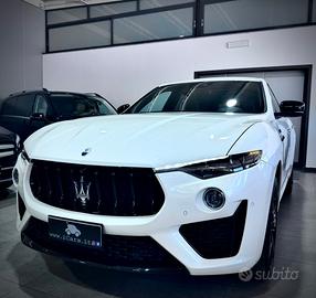 Maserati Levante 3.0 V6 430CV Modena S