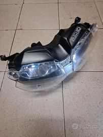 Faro Gruppo ottico Triumph Tiger XCX 2015 T2701517