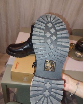 stivaletto ragazza