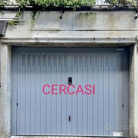 Cerco Garage / box