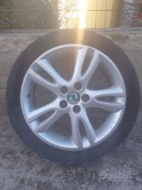Cerchi in Lega per Auto con gomma 205/45 R16"