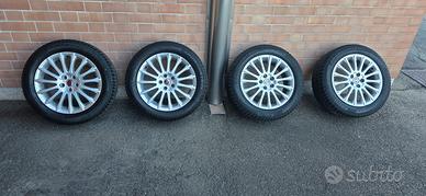 Set cerchi in lega + gomme invernali Pirelli