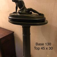 Scultura Galata e colonna marmo