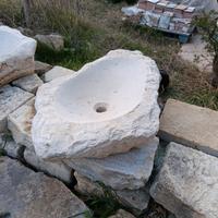 lavabo in pietra
