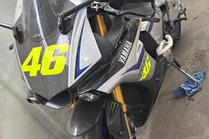 Yamaha R1M