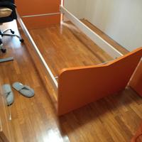 letto 200/80 cm .struttura come da foto