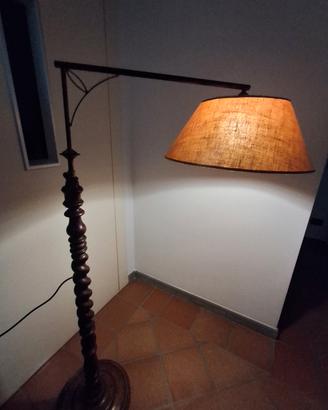 Piantana in legno 