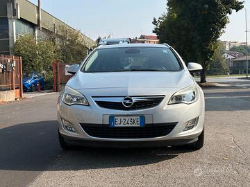 Opel Astra 1.4 Benzina/Gpl
