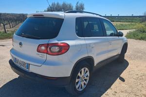 VOLKSWAGEN TIGUAN 2.0 TDI 140cv BLUEMOTION