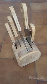 Ceppo in legno con 5 coltetti da formaggio