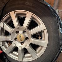 Pneumatici - Treno Gomme e Cerchi in lega MAGMA