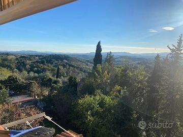 Casa indipendente di 122 m² con più di 5 locali a 