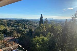 Casa indipendente di 122 m² con più di 5 locali a 