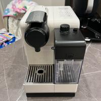 Macchina Caffe’ espresso Lattissima touch