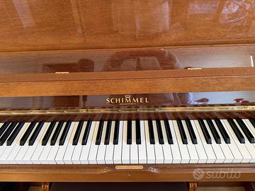 Pianoforte Schimmel modello 118