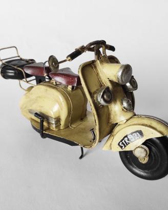 Modellino Lambretta vintage in metallo - 25cm