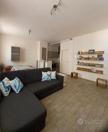 Casa Brunati, bilocale nel centro di Salò