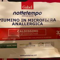 Piumino caldo in microfibra