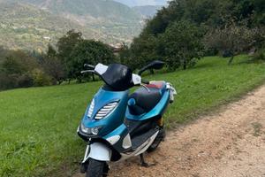 Aprilia SR 50 Rossifumi 1999