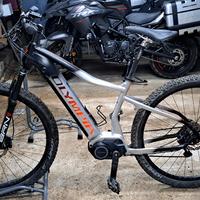 Mountain bike elettrica 29 taglia M