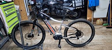 Mountain bike elettrica 29 taglia M