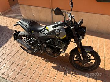 Benelli Leoncino 250