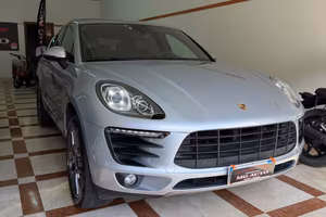 Porsche Macan S