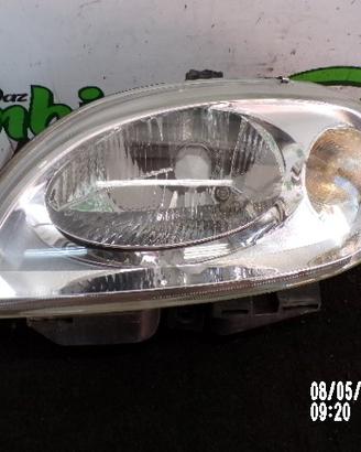 FARO ANTERIORE SINISTRO IN VETRO SAXO 2001