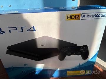 Ps4 scatola consolle e tre giochi 500slim
