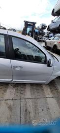 DACIA SANDERO 2009 - PORTA ANTERIORE DESTRO