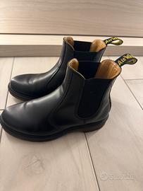 Dr. Martens 2976 Chelsea Boot – Nero, in Pelle