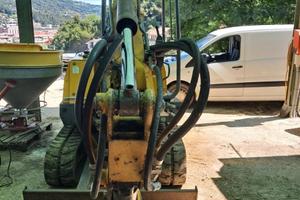 Escavatore Libra 25 q.li