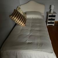 Letto singolo imbottito