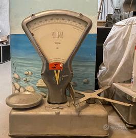 Bilancia vintage doppio piatto Vittoria anni 60