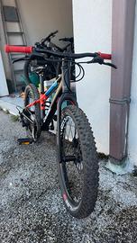 Cube Reaction 200 Pro 20” 8,1 kg