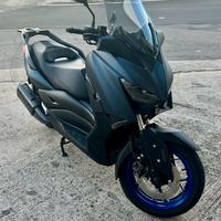 Yamaha Xmax 300