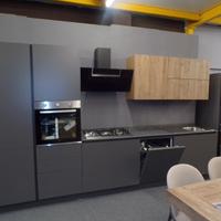 Cucina Febal con piano in Gress
