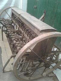 Seminatrice da grano antica