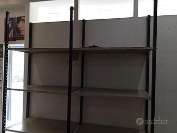 Lotto scaffali in alluminio
